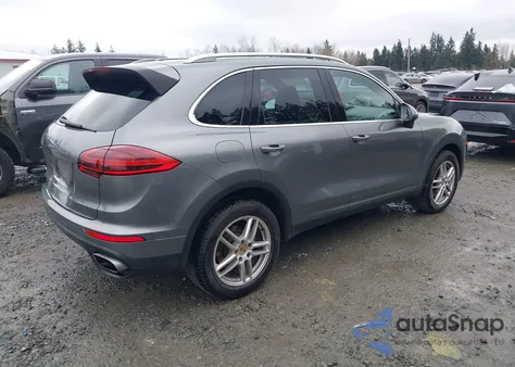2016 Porsche Cayenne z USA, uszkodzony, nr VIN WP1AA2A25GKA12185